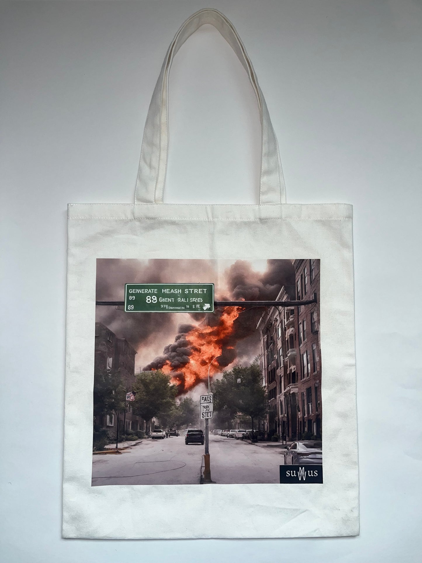 D R W C O Tote